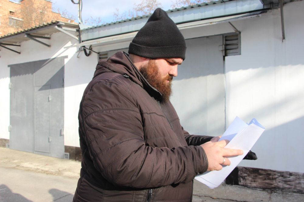 В Керчи в рамках плановой работы выявляют факты ненадлежащего состояния фасадов зданий и нестационарных объектов В Керчи в рамках плановой работы выявляют факты ненадлежащего состояния фасадов зданий и нестационарных объектов