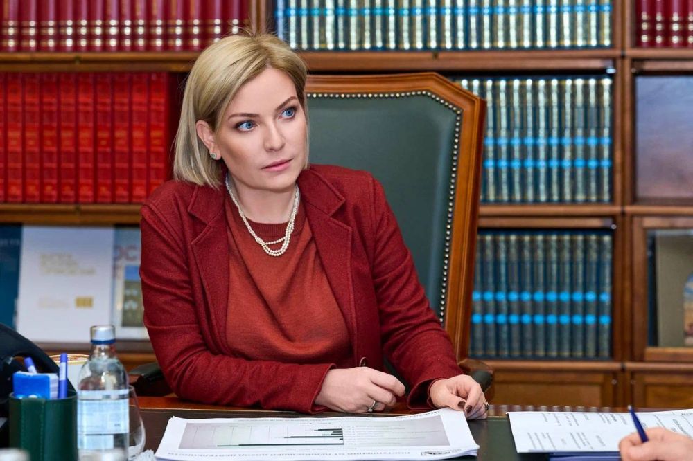 Ольга Любимова: Встретилась с генеральным директором Госфильмофонда России Денисом Аксеновым Ольга Любимова: Встретилась с генеральным директором Госфильмофонда России Денисом Аксеновым