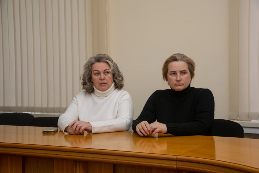 В Администрации Симферополя ведется активная работа по межеванию придомовых территорий многоквартирных домов В Администрации Симферополя ведется активная работа по межеванию придомовых территорий многоквартирных домов