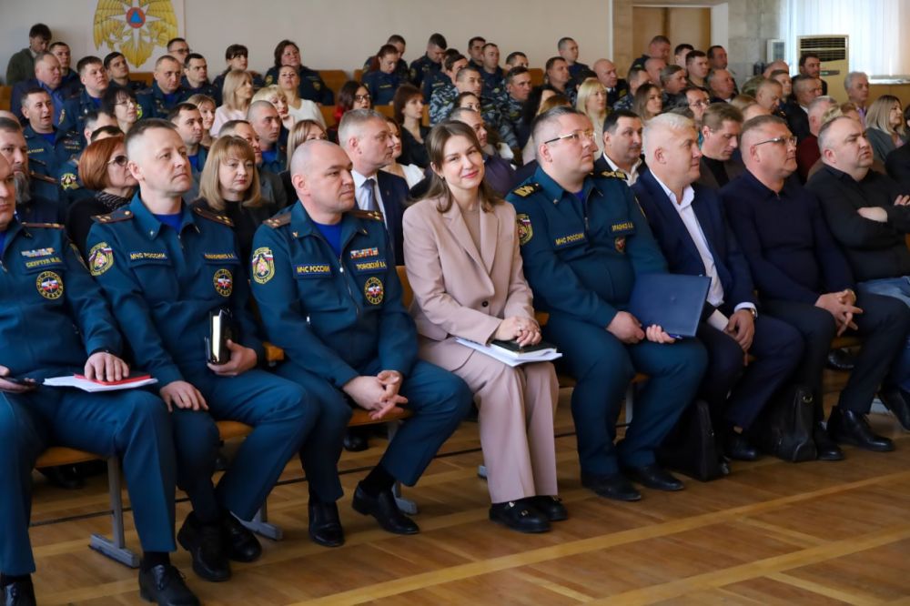Юрий Гоцанюк: На расширенной коллегии ГУ МЧС Республики Крым были подведены итоги работы службы за год, поставлены задачи на перспективу Юрий Гоцанюк: На расширенной коллегии ГУ МЧС Республики Крым были подведены итоги работы службы за год, поставлены задачи на перспективу