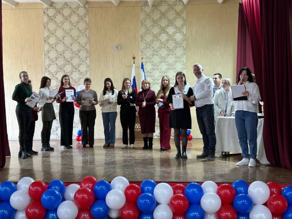 26 февраля на базе муниципального бюджетного образовательного учреждения «СОШ №15 им. А.П. Шеплякова» Симферополя состоялся ежегодный муниципальный конкурс-игра «Дорожные приключения», в котором приняли участие 11 школ... 26 февраля на базе муниципального бюджетного образовательного учреждения «СОШ №15 им. А.П. Шеплякова» Симферополя состоялся ежегодный муниципальный конкурс-игра «Дорожные приключения», в котором приняли участие 11 школ...