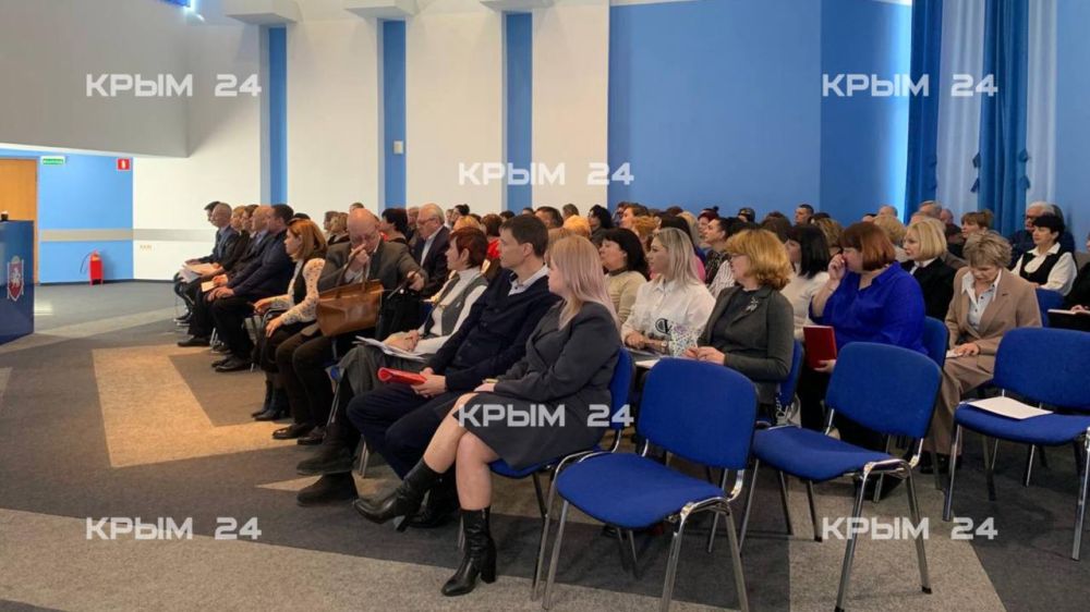 В Евпатории провели первый обучающий семинар для социальных координаторов фонда «Защитники Отечества» В Евпатории провели первый обучающий семинар для социальных координаторов фонда «Защитники Отечества»