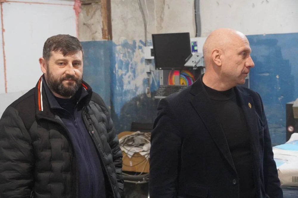 Ольга Торубарова: Встретилась с президентом Крымской Республиканской общественной организации «Ассоциация ветеранов подразделения антитеррора «Альфа» Эдуардом Владиславовичем Горидько, с его заместителем Нуридином... Ольга Торубарова: Встретилась с президентом Крымской Республиканской общественной организации «Ассоциация ветеранов подразделения антитеррора «Альфа» Эдуардом Владиславовичем Горидько, с его заместителем Нуридином...