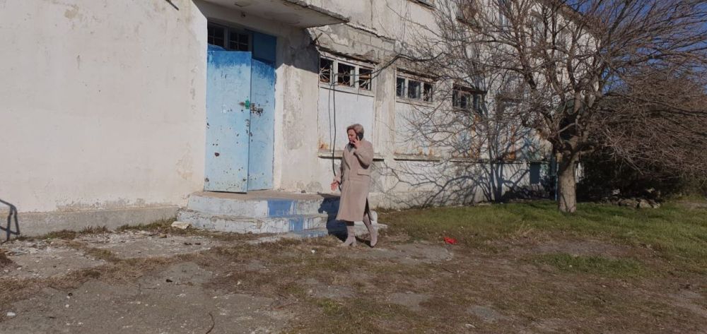 Ольга Урайкина: С рабочим визитом посетила Каштановкое сельское поселение, в формате которого провела осмотр проведения санитарной очистки и благоустройства общественных и дворовых территорий поселения Ольга Урайкина: С рабочим визитом посетила Каштановкое сельское поселение, в формате которого провела осмотр проведения санитарной очистки и благоустройства общественных и дворовых территорий поселения