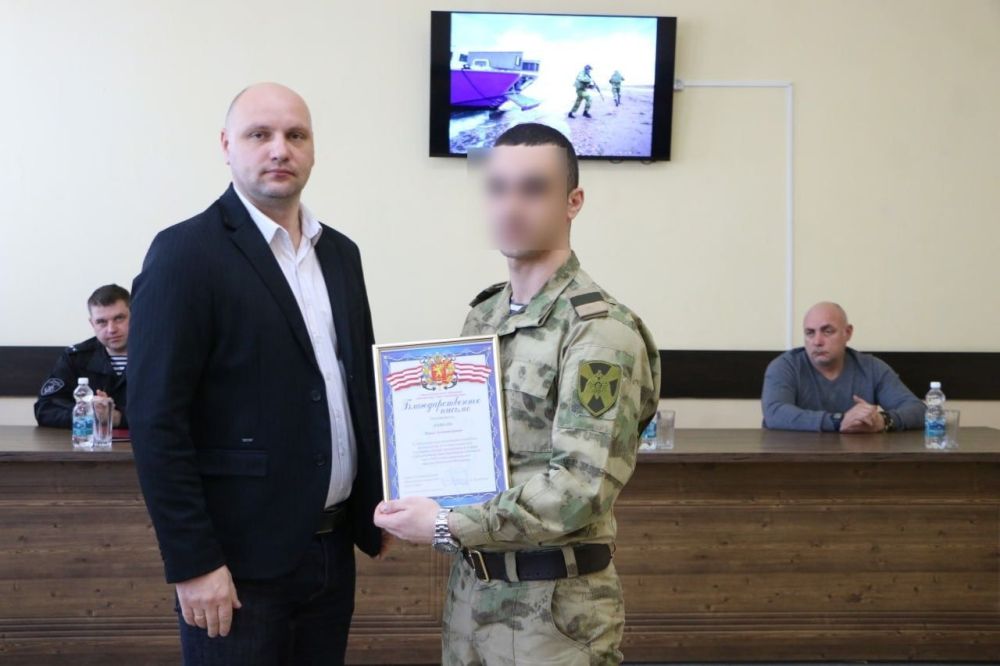Торжественное мероприятие, посвящённое годовщине создания войсковой части 6942 прошло в Керчи Торжественное мероприятие, посвящённое годовщине создания войсковой части 6942 прошло в Керчи