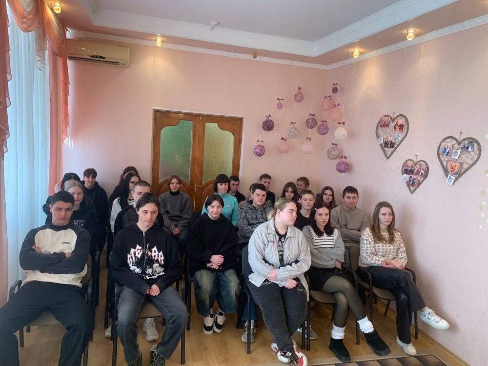 Сакский районный отдел ЗАГС проводил для студентов ГБПОУ РК «Сакский технологический техникум» масленичный «Разгуляй» Сакский районный отдел ЗАГС проводил для студентов ГБПОУ РК «Сакский технологический техникум» масленичный «Разгуляй»
