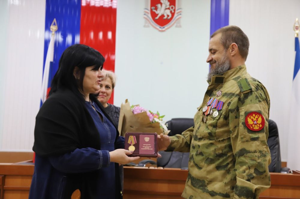 Анжелика Ястребова: Участника специальной военной операции из Бахчисарайского района наградили медалью «За храбрость» Анжелика Ястребова: Участника специальной военной операции из Бахчисарайского района наградили медалью «За храбрость»