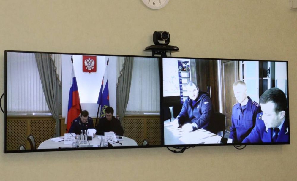 Заместитель прокурора Республики Крым Андрей Кулагин провел прием граждан Заместитель прокурора Республики Крым Андрей Кулагин провел прием граждан