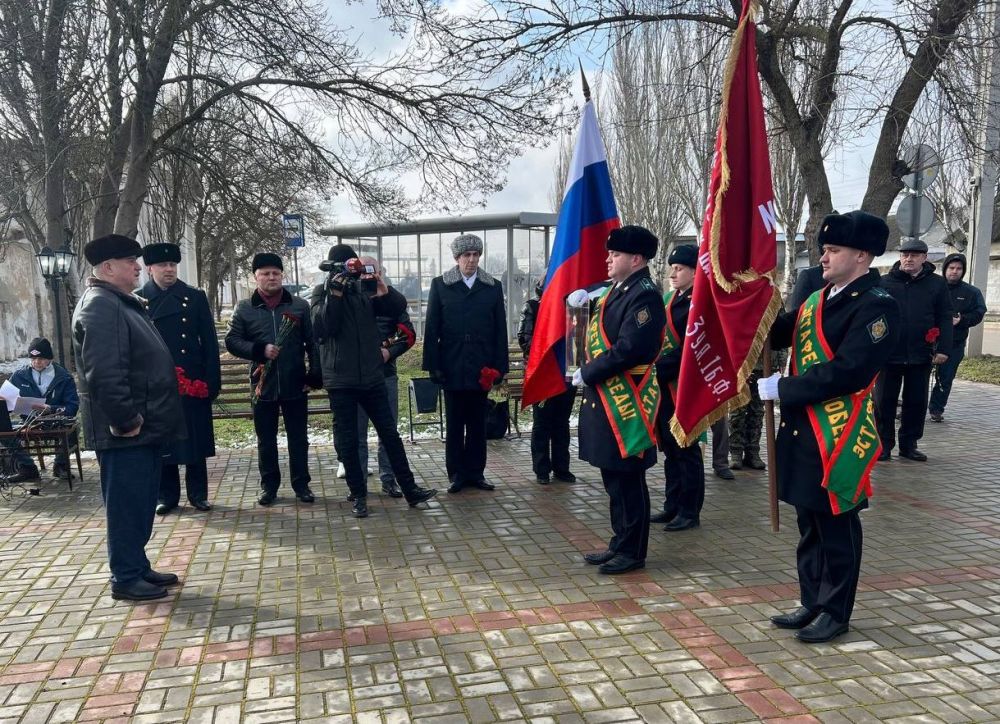 Сегодня, в преддверии 80-й годовщины Победы советского народа в Великой Отечественной войне наш город встретил Эстафету Победы Сегодня, в преддверии 80-й годовщины Победы советского народа в Великой Отечественной войне наш город встретил Эстафету Победы
