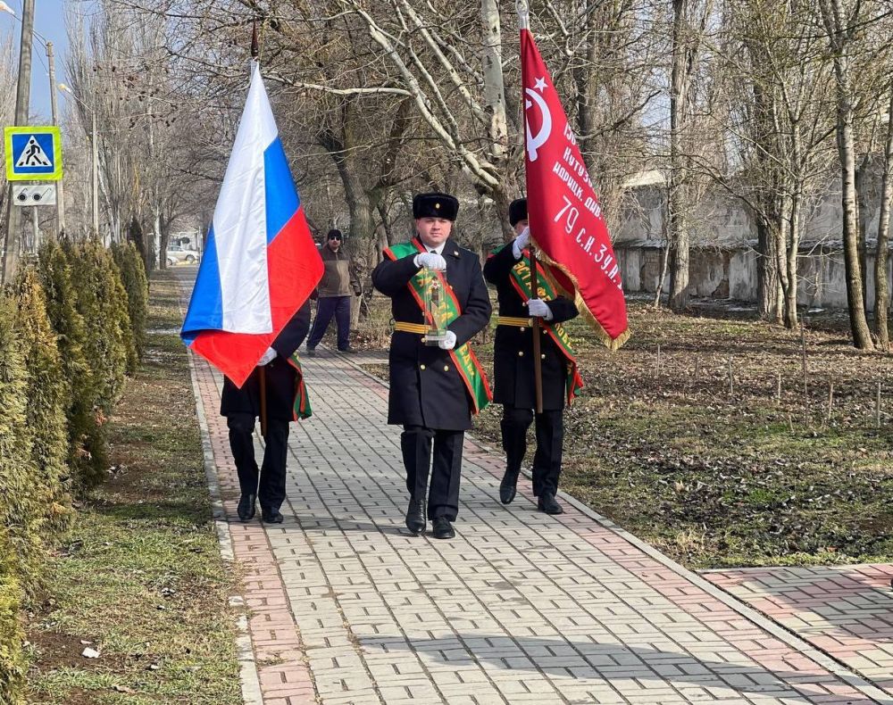 Сегодня, в преддверии 80-й годовщины Победы советского народа в Великой Отечественной войне наш город встретил Эстафету Победы Сегодня, в преддверии 80-й годовщины Победы советского народа в Великой Отечественной войне наш город встретил Эстафету Победы