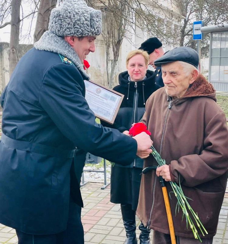 Сегодня, в преддверии 80-й годовщины Победы советского народа в Великой Отечественной войне, Джанкойский район принял «Эстафету Победы» Сегодня, в преддверии 80-й годовщины Победы советского народа в Великой Отечественной войне, Джанкойский район принял «Эстафету Победы»