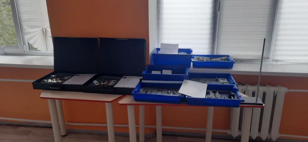 В рамках национального проекта «Образование», который нацелен на реализацию национальных интересов Российской Федерации, связанной с возможностью самореализации и развития талантов, в сентябре 2024 года на базе нескольких... В рамках национального проекта «Образование», который нацелен на реализацию национальных интересов Российской Федерации, связанной с возможностью самореализации и развития талантов, в сентябре 2024 года на базе нескольких...