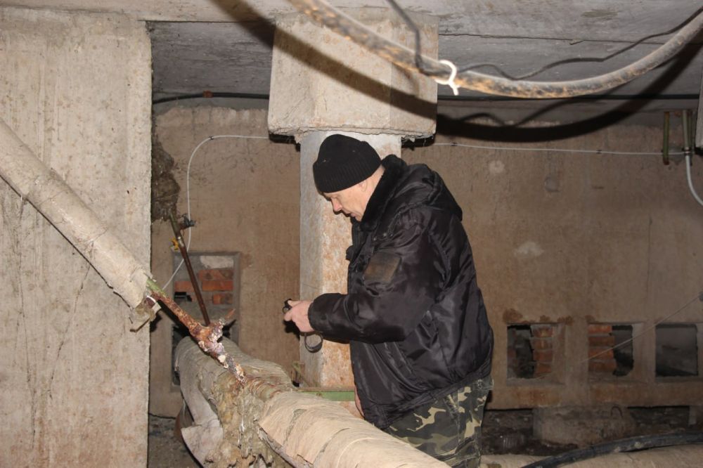 #жкх. Еще один пример эффективного взаимодействия керчан с управляющей компанией, результатом которого стало выполнение работ по содержанию и ремонту общедомового имущества #жкх. Еще один пример эффективного взаимодействия керчан с управляющей компанией, результатом которого стало выполнение работ по содержанию и ремонту общедомового имущества
