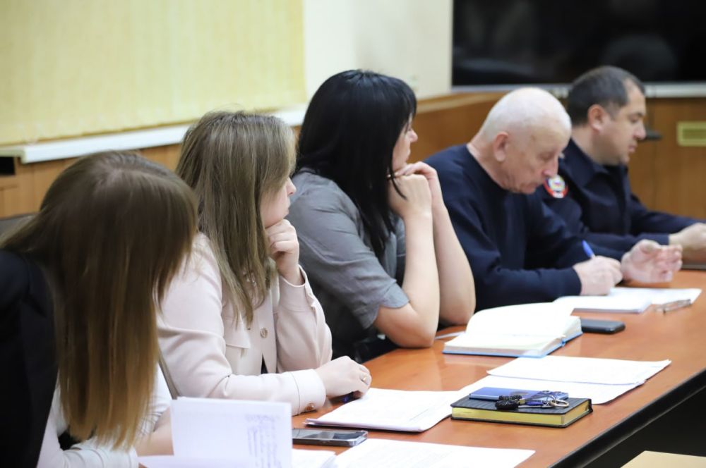 Анжелика Ястребова: В Бахчисарайском районе прошло заседание Оркомитета по подготовке и проведению мероприятий, приуроченных к 80-й годовщине Победы в Великой Отечественной войне 1941-1945 годов и памятным датам Анжелика Ястребова: В Бахчисарайском районе прошло заседание Оркомитета по подготовке и проведению мероприятий, приуроченных к 80-й годовщине Победы в Великой Отечественной войне 1941-1945 годов и памятным датам