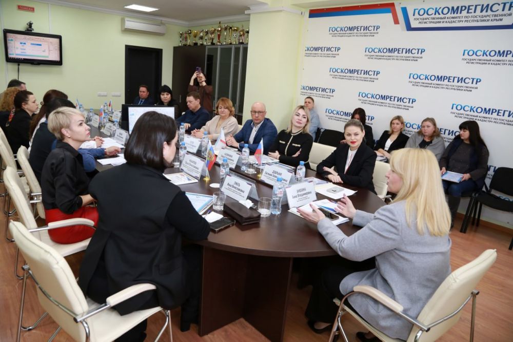 Между Минимуществом Крыма и Госкомрегистром налажено оперативное межведомственное взаимодействие – Арсений Гостев Между Минимуществом Крыма и Госкомрегистром налажено оперативное межведомственное взаимодействие – Арсений Гостев