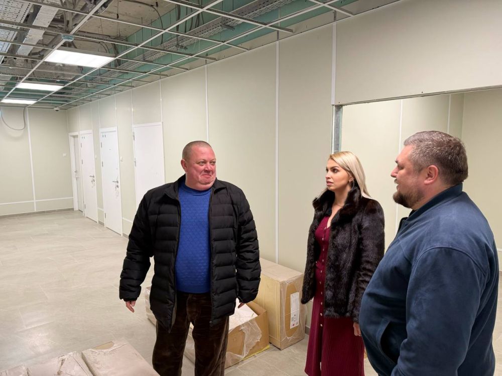 Анастасия Гридчина: В поселке Грэсовском кипит работа над новой поликлиникой, возводимой в рамках регионального проекта «Модернизация первичного звена здравоохранения РФ», входящего в национальный проект «Здравоохранение»... Анастасия Гридчина: В поселке Грэсовском кипит работа над новой поликлиникой, возводимой в рамках регионального проекта «Модернизация первичного звена здравоохранения РФ», входящего в национальный проект «Здравоохранение»...