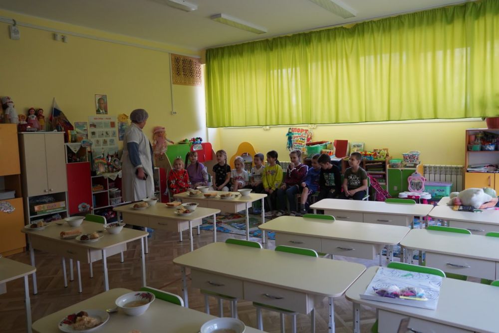 Администрация продолжает проверочные мероприятия по организации питания в учреждениях образования Администрация продолжает проверочные мероприятия по организации питания в учреждениях образования