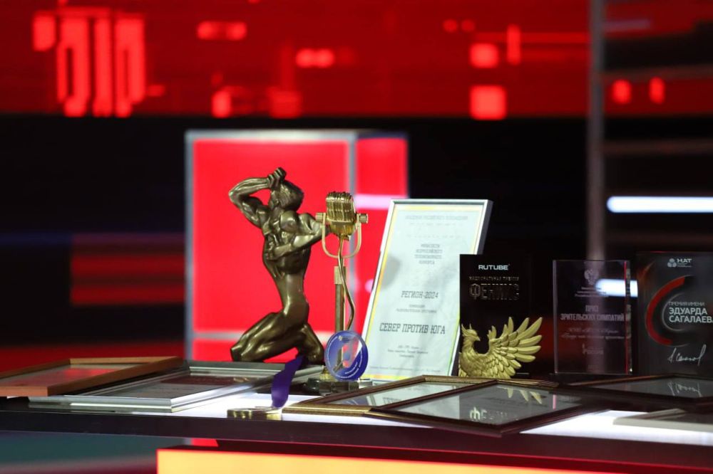 Алексей Зинченко: 10 лет креативной команде! Алексей Зинченко: 10 лет креативной команде!