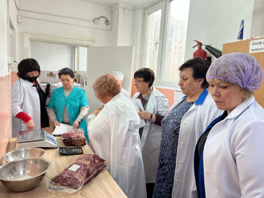 Администрация продолжает проверочные мероприятия по организации питания в учреждениях образования Администрация продолжает проверочные мероприятия по организации питания в учреждениях образования