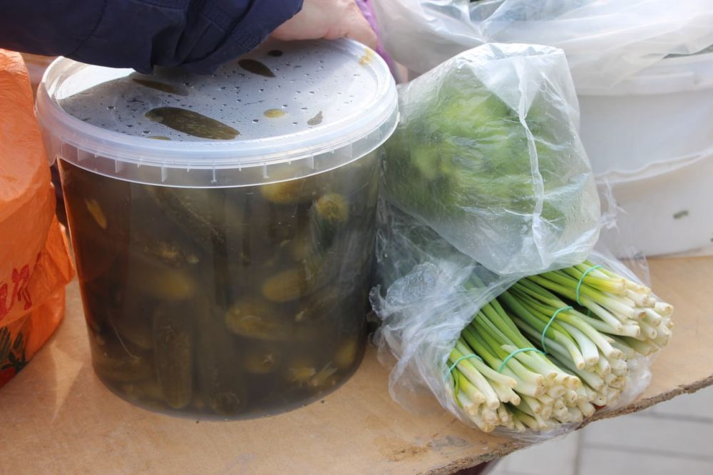 #городские_новости. Специалисты управления муниципального контроля проводят рейды по выявлению фактов незаконной торговли. Проверочные мероприятия проводятся на постоянной основе. В преддверии Международного женского дня... #городские_новости. Специалисты управления муниципального контроля проводят рейды по выявлению фактов незаконной торговли. Проверочные мероприятия проводятся на постоянной основе. В преддверии Международного женского дня...