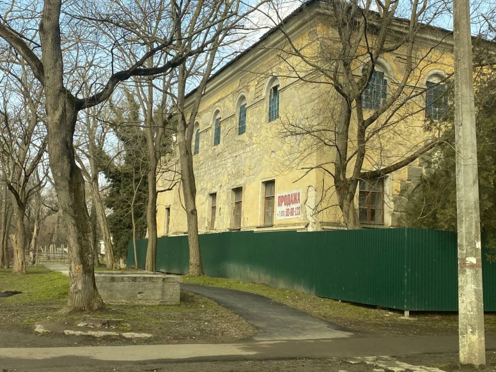 Специалистами управления муниципального контроля проводится работа с собственниками заброшенных зданий по приведению их в надлежащий вид Специалистами управления муниципального контроля проводится работа с собственниками заброшенных зданий по приведению их в надлежащий вид