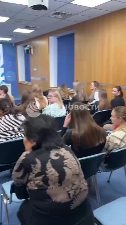 Наступило радостное и счастливое время – это время награждения