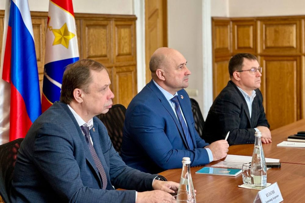 Владимир Немцев: В режиме ВКС принял участие в «правительственном часе» Госдумы РФ, посвященном вопросам кадрового обеспечения медицинских и образовательных организаций