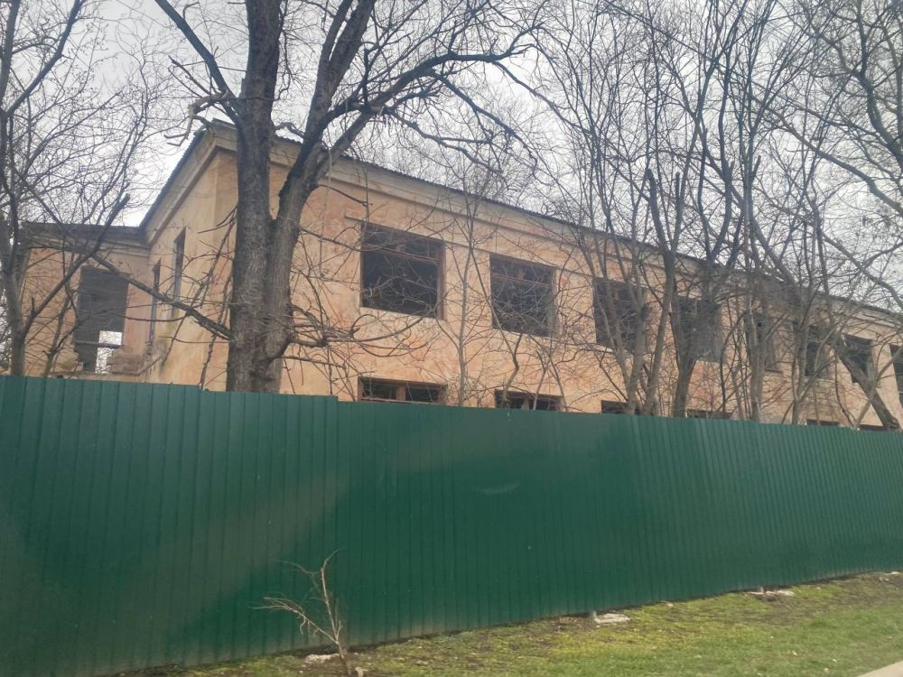 Специалистами управления муниципального контроля проводится работа с собственниками заброшенных зданий по приведению их в надлежащий вид Специалистами управления муниципального контроля проводится работа с собственниками заброшенных зданий по приведению их в надлежащий вид