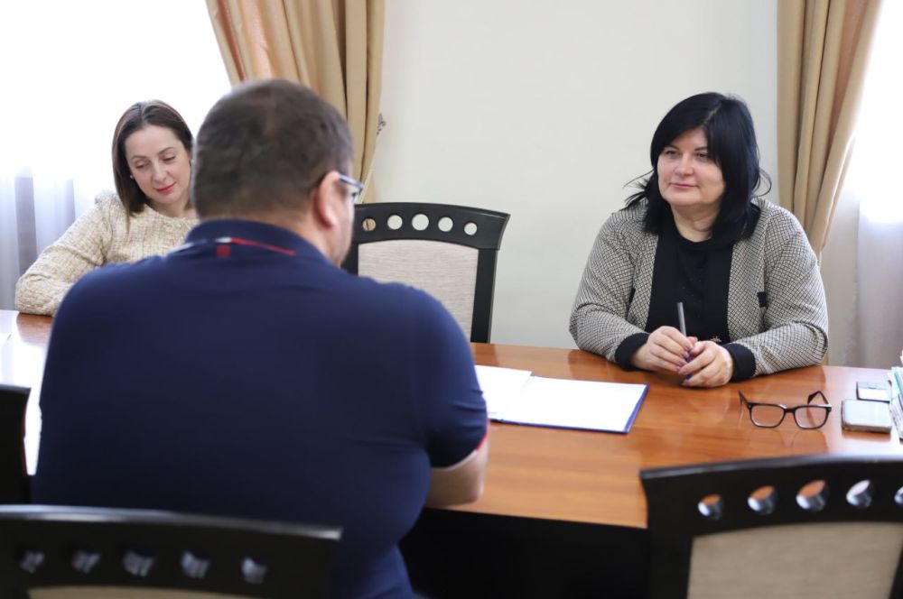 Анжелика Ястребова: Сегодня на приеме граждан были подняты вопросы жилищных и имущественных отношений Анжелика Ястребова: Сегодня на приеме граждан были подняты вопросы жилищных и имущественных отношений