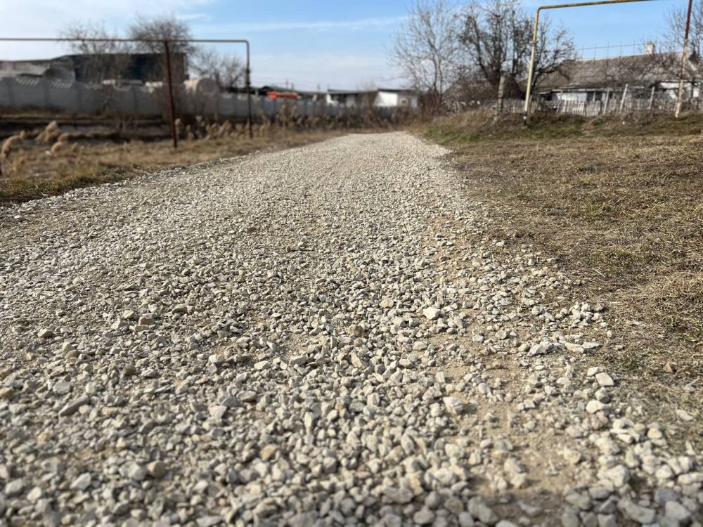 Игорь Ивин: На текущий год в городе поставлены большие цели по содержанию дорог с гравийным покрытием – в четвертый раз планируется прогрейдировать все такие дороги Игорь Ивин: На текущий год в городе поставлены большие цели по содержанию дорог с гравийным покрытием – в четвертый раз планируется прогрейдировать все такие дороги