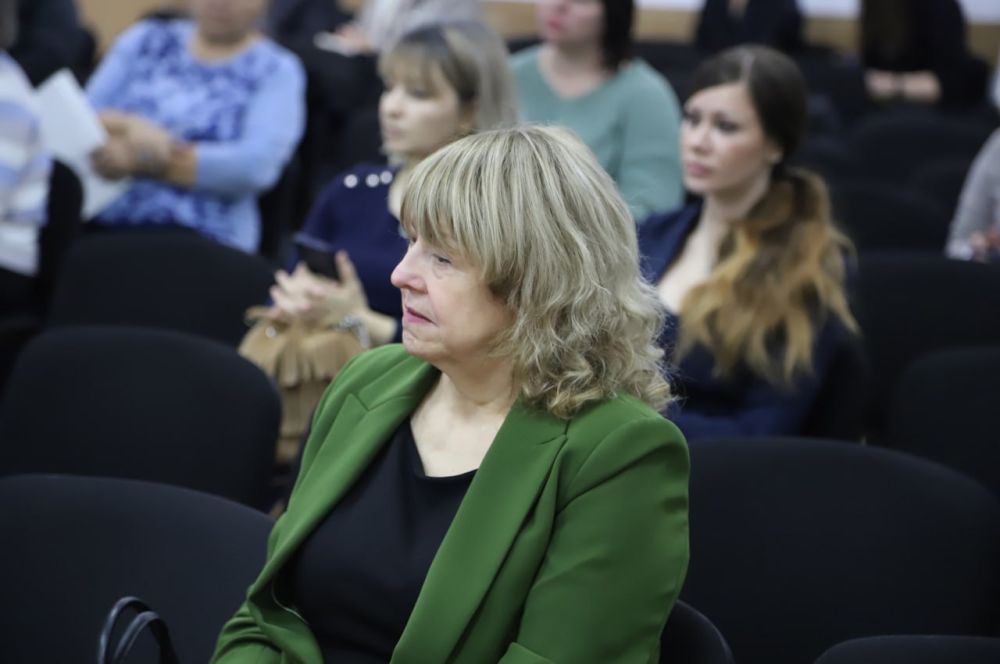 В администрации Бахчисарайского района семинар семинар, посвященный актуальным вопросам в сфере охраны труда В администрации Бахчисарайского района семинар семинар, посвященный актуальным вопросам в сфере охраны труда