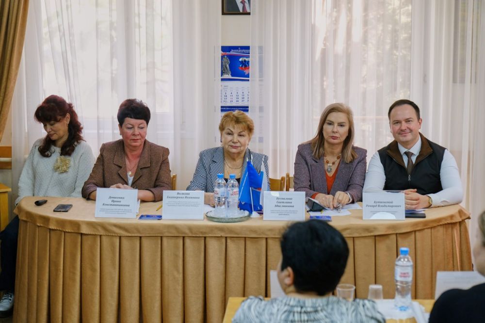 Директор ялтинской школы – лучший в Крыму Директор ялтинской школы – лучший в Крыму