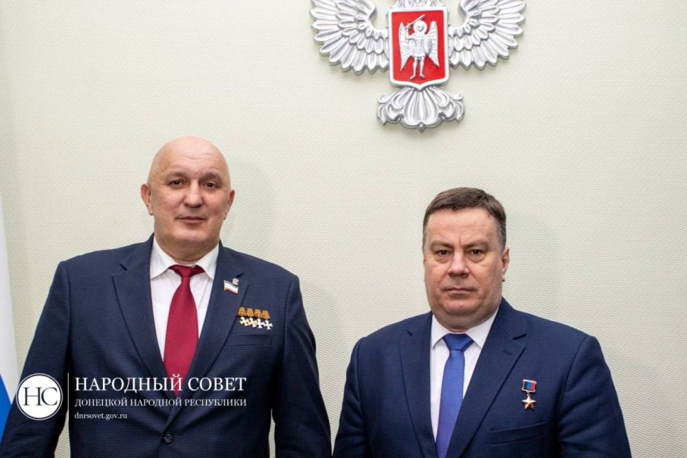 Донецкую Народную Республику посетил депутат Государственного Совета Республики Крым Виктор Аносов Донецкую Народную Республику посетил депутат Государственного Совета Республики Крым Виктор Аносов