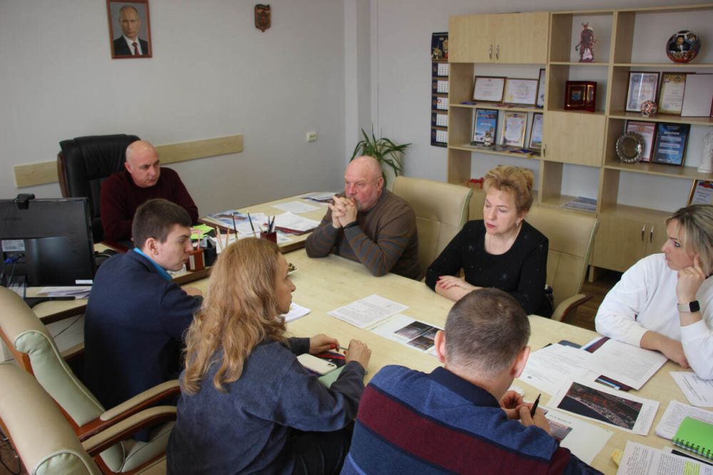 #экономика. В администрации состоялось заседание Рабочей группы по рассмотрению материалов, проектов соглашений и вопросов принятия обязательств инвестора, связанных с реализацией инвестиционных проектов на территории Керчи.... #экономика. В администрации состоялось заседание Рабочей группы по рассмотрению материалов, проектов соглашений и вопросов принятия обязательств инвестора, связанных с реализацией инвестиционных проектов на территории Керчи....