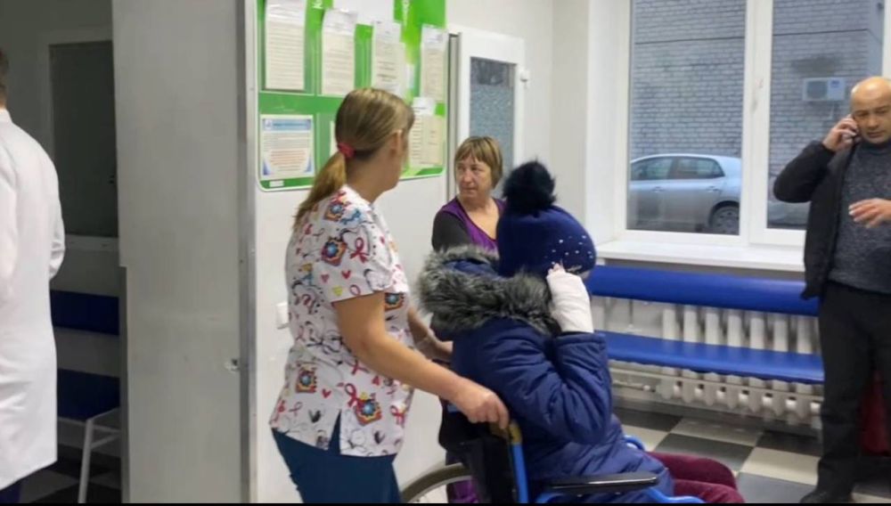 Игорь Кастюкевич: Навестил пострадавшую при обстреле в Новой Каховке девушку, которую при поддержке нашей команды отправляли на лечение в Москву. Игорь Кастюкевич: Навестил пострадавшую при обстреле в Новой Каховке девушку, которую при поддержке нашей команды отправляли на лечение в Москву.