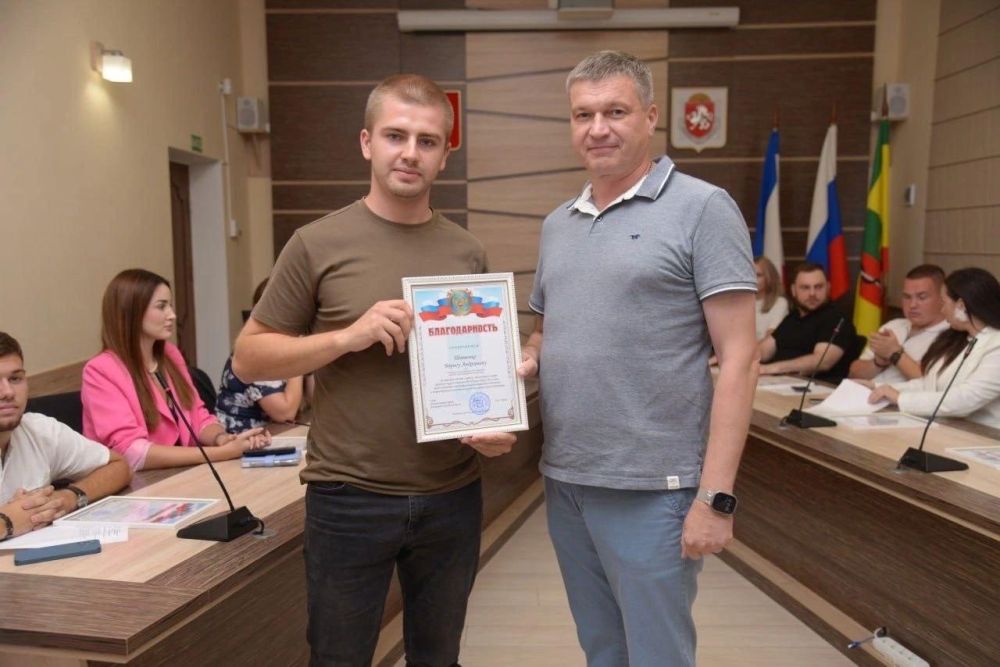 #* Подборка новостей из регионов к этому часу: #* Подборка новостей из регионов к этому часу: