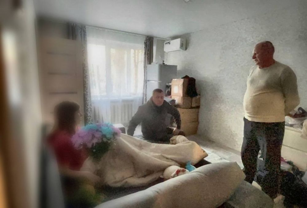 Игорь Кастюкевич: Навестил пострадавшую при обстреле в Новой Каховке девушку, которую при поддержке нашей команды отправляли на лечение в Москву.