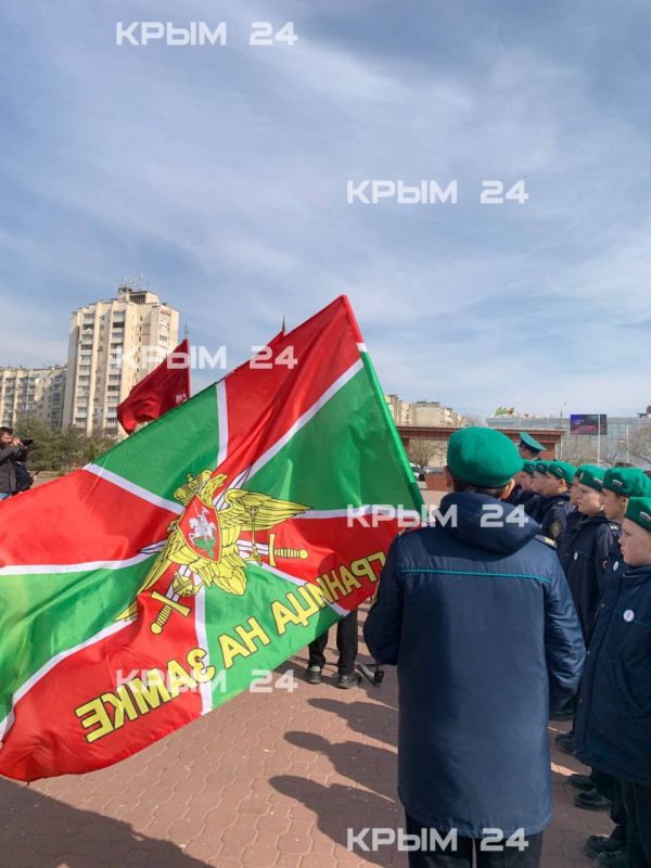 В Евпаторию доставили символ «Эстафеты Победы» В Евпаторию доставили символ «Эстафеты Победы»