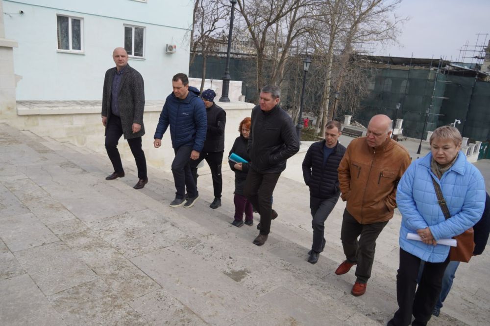 В Керчи с рабочим визитом побывал заместителем Председателя Совета министров Республики Крым Николай Воробьев В Керчи с рабочим визитом побывал заместителем Председателя Совета министров Республики Крым Николай Воробьев