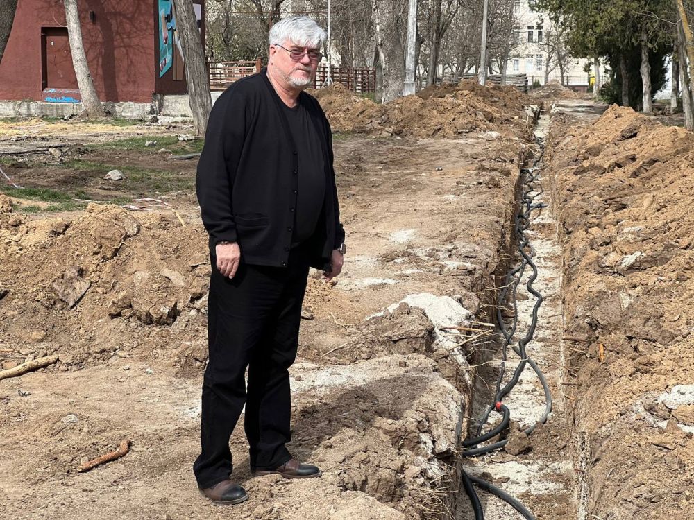 Игорь Ивин: Во время традиционного объезда проверил, как проходят строительные работы в городском парке Игорь Ивин: Во время традиционного объезда проверил, как проходят строительные работы в городском парке