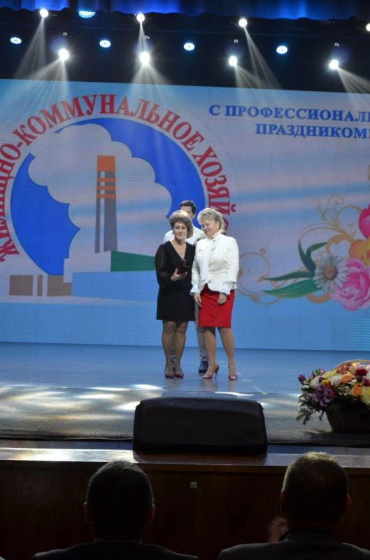 Поздравляем всех коллег с заслуженными наградами! Желаем, чтобы в ваших трудовых коллективах всегда было взаимопонимание и хорошее рабочее настроение! Поздравляем всех коллег с заслуженными наградами! Желаем, чтобы в ваших трудовых коллективах всегда было взаимопонимание и хорошее рабочее настроение!