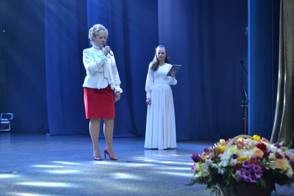 Светлана Маслова: Ежегодно в третье воскресенье марта свой профессиональный праздник отмечают работники жилищно-коммунального хозяйства Светлана Маслова: Ежегодно в третье воскресенье марта свой профессиональный праздник отмечают работники жилищно-коммунального хозяйства