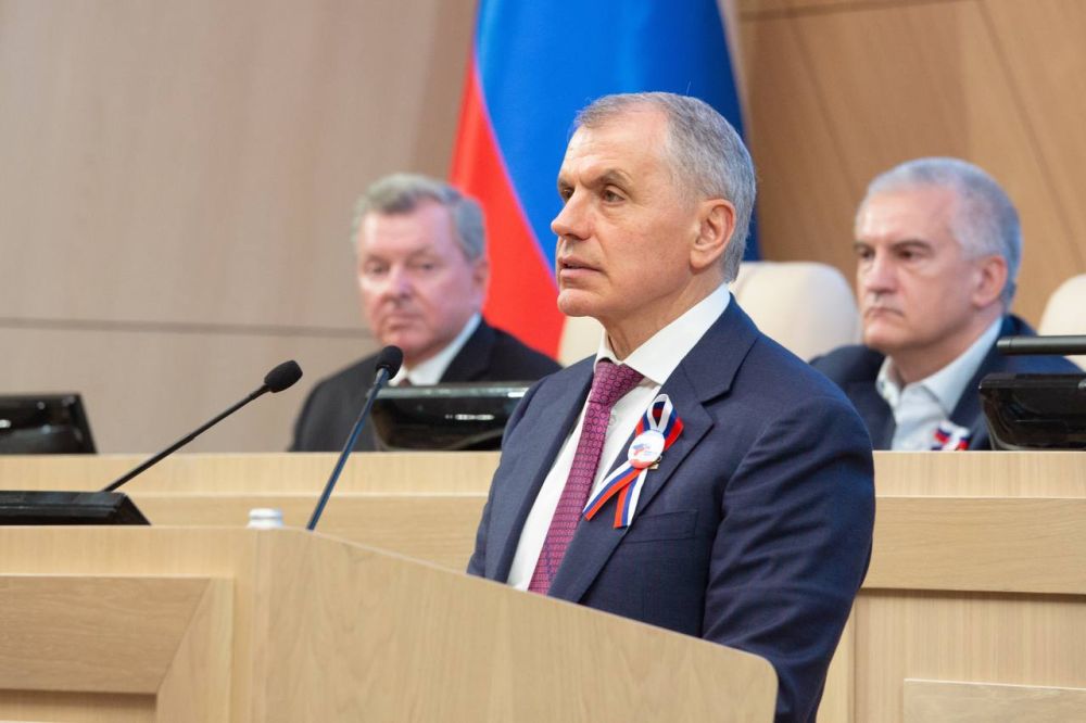 В Крыму отмечают 11-ю годовщину воссоединения с Россией В Крыму отмечают 11-ю годовщину воссоединения с Россией
