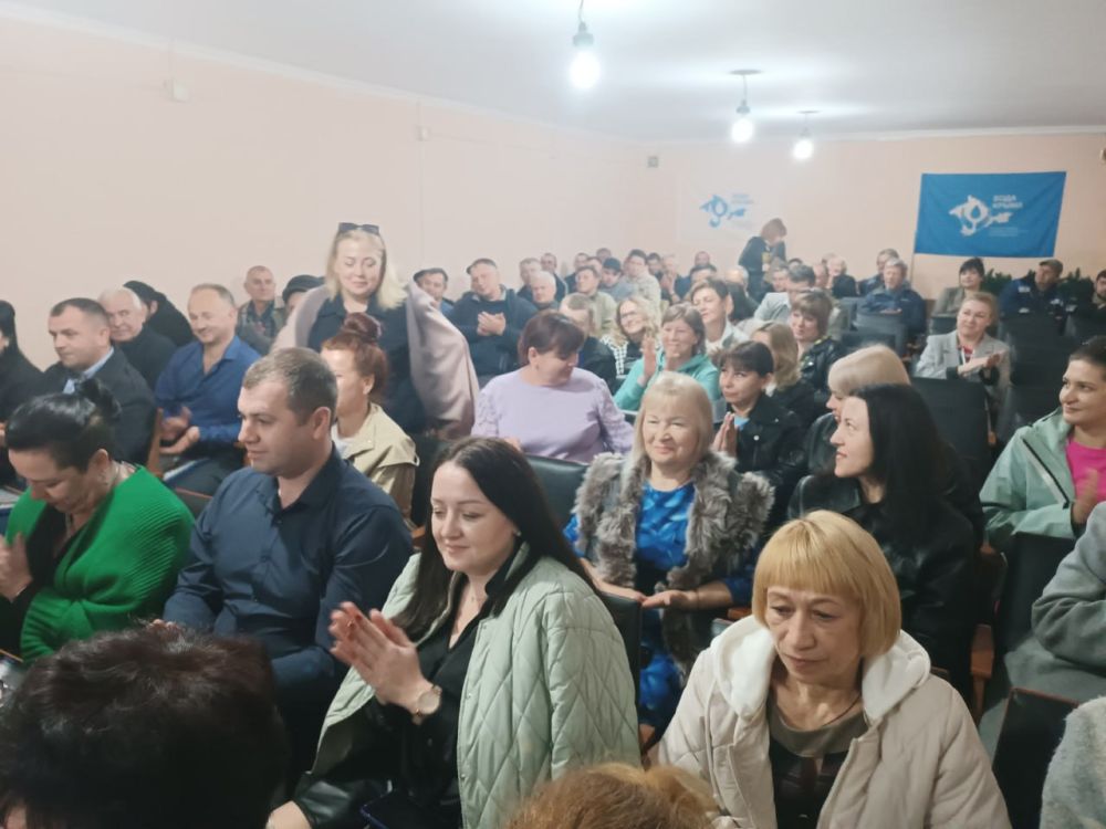 В преддверии празднования Дня работников жилищно-коммунального хозяйства и бытового обслуживания населения в Бахчисарайском филиале Государственного унитарного предприятия Республики Крым «Вода Крыма» состоялось... В преддверии празднования Дня работников жилищно-коммунального хозяйства и бытового обслуживания населения в Бахчисарайском филиале Государственного унитарного предприятия Республики Крым «Вода Крыма» состоялось...