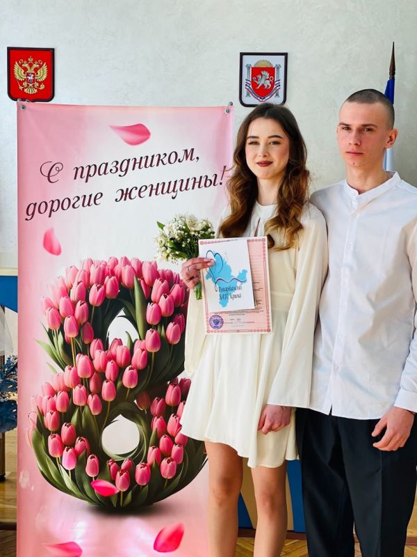 За две недели в Крыму зарегистрировано рождение 579 детей и брак 312 пар новобрачных За две недели в Крыму зарегистрировано рождение 579 детей и брак 312 пар новобрачных