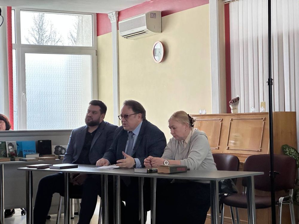 В Крымской универсальной научной библиотеки им. И.Я В Крымской универсальной научной библиотеки им. И.Я