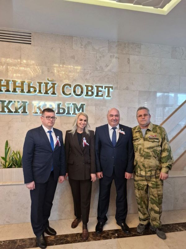 11-летие Крымской весны отмечают в Симферополе 11-летие Крымской весны отмечают в Симферополе