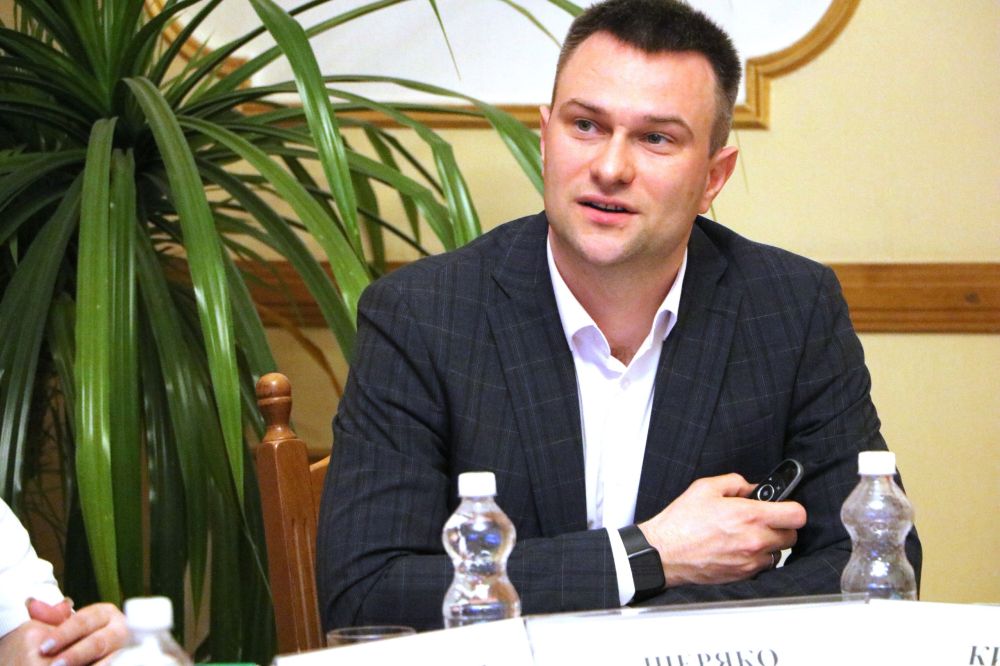 Состоялось первое заседание нового состава Общественного совета при Министерстве финансов Республики Крым на период работы 2025-2027 годов, на котором были избраны председатель, заместитель и секретарь совета Состоялось первое заседание нового состава Общественного совета при Министерстве финансов Республики Крым на период работы 2025-2027 годов, на котором были избраны председатель, заместитель и секретарь совета