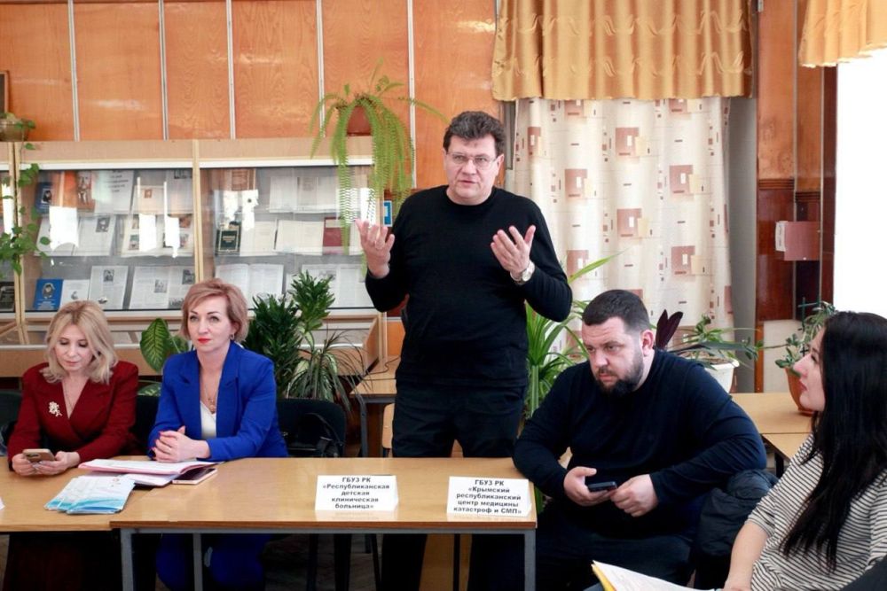 В Мединституте КФУ им. В. И. Вернадского проходят встречи выпускников с руководителями крымских медорганизаций В Мединституте КФУ им. В. И. Вернадского проходят встречи выпускников с руководителями крымских медорганизаций
