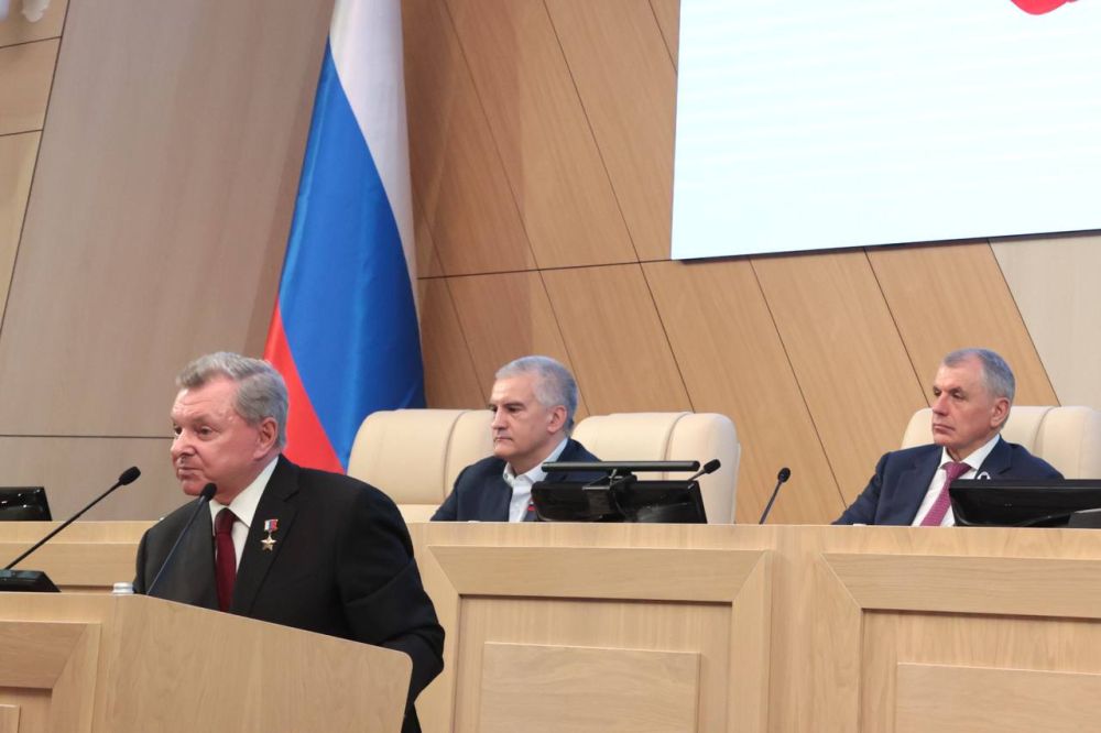 В Крыму отмечают 11-ю годовщину воссоединения с Россией В Крыму отмечают 11-ю годовщину воссоединения с Россией
